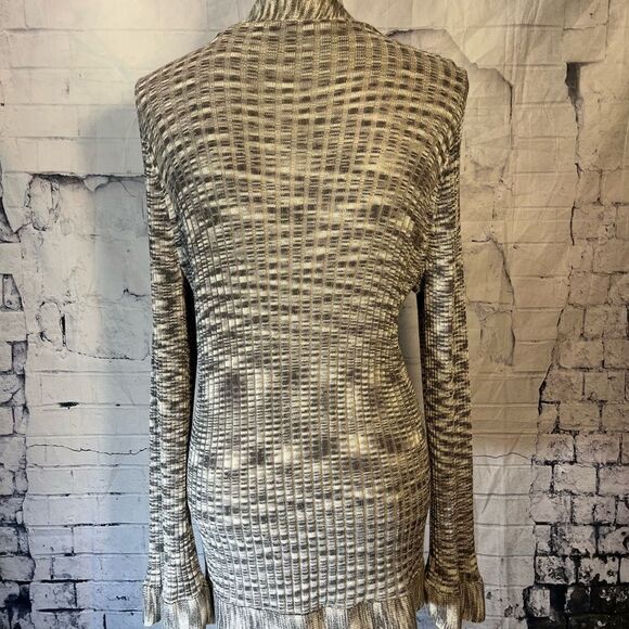 “J.H. Collectibles” one button Cardigan - Picture 4 of 6